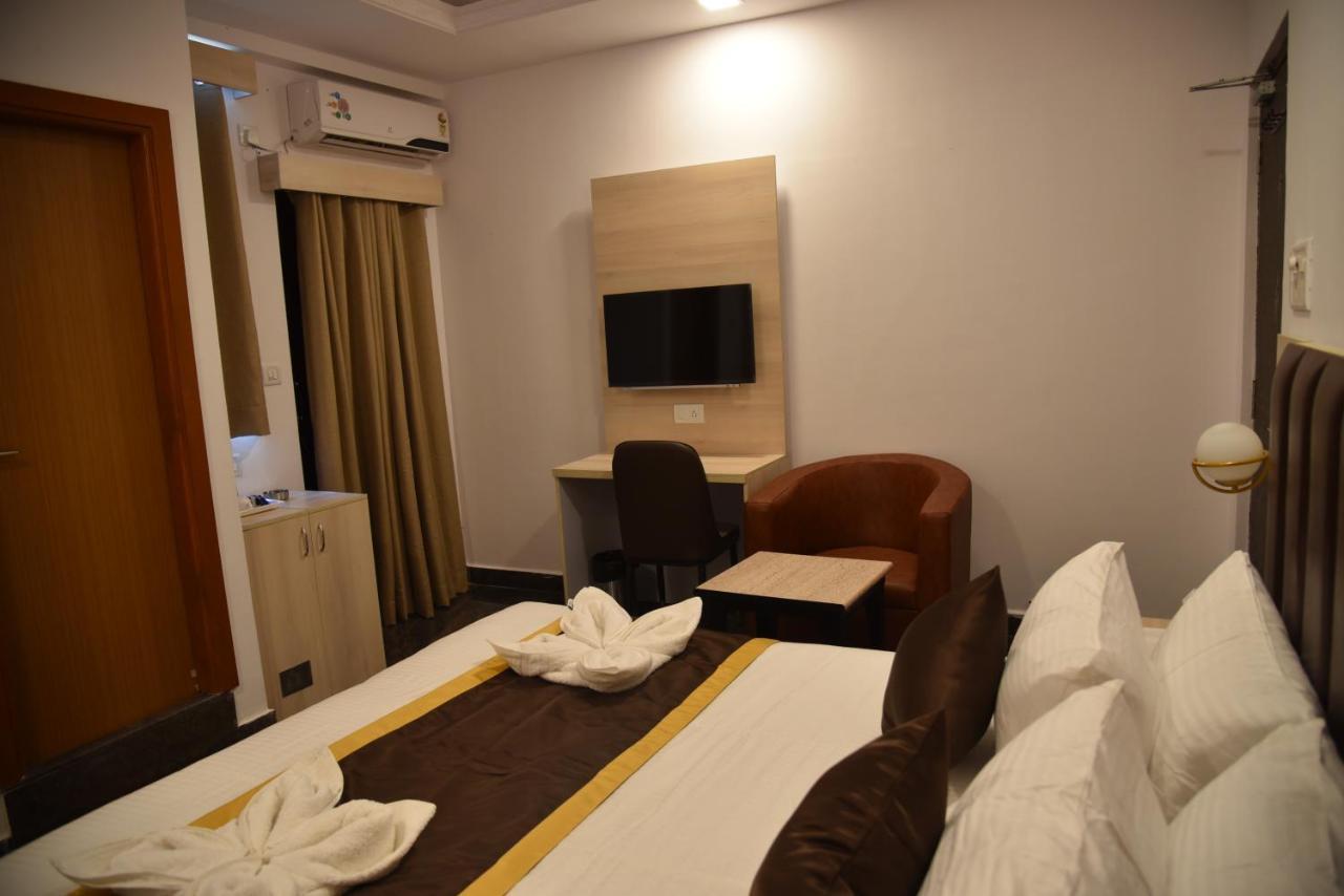 Clarissa Resort Goa Saligao Exterior photo